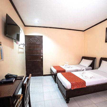 Reddoorz Near Ormoc Port Terminal Hotel Buitenkant foto