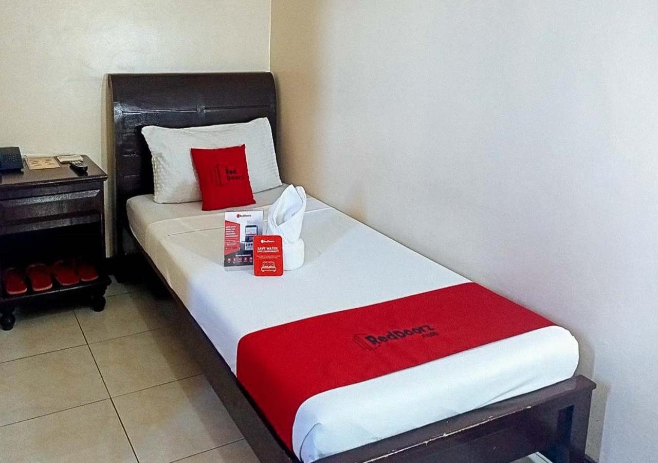 Reddoorz Near Ormoc Port Terminal Hotel Buitenkant foto