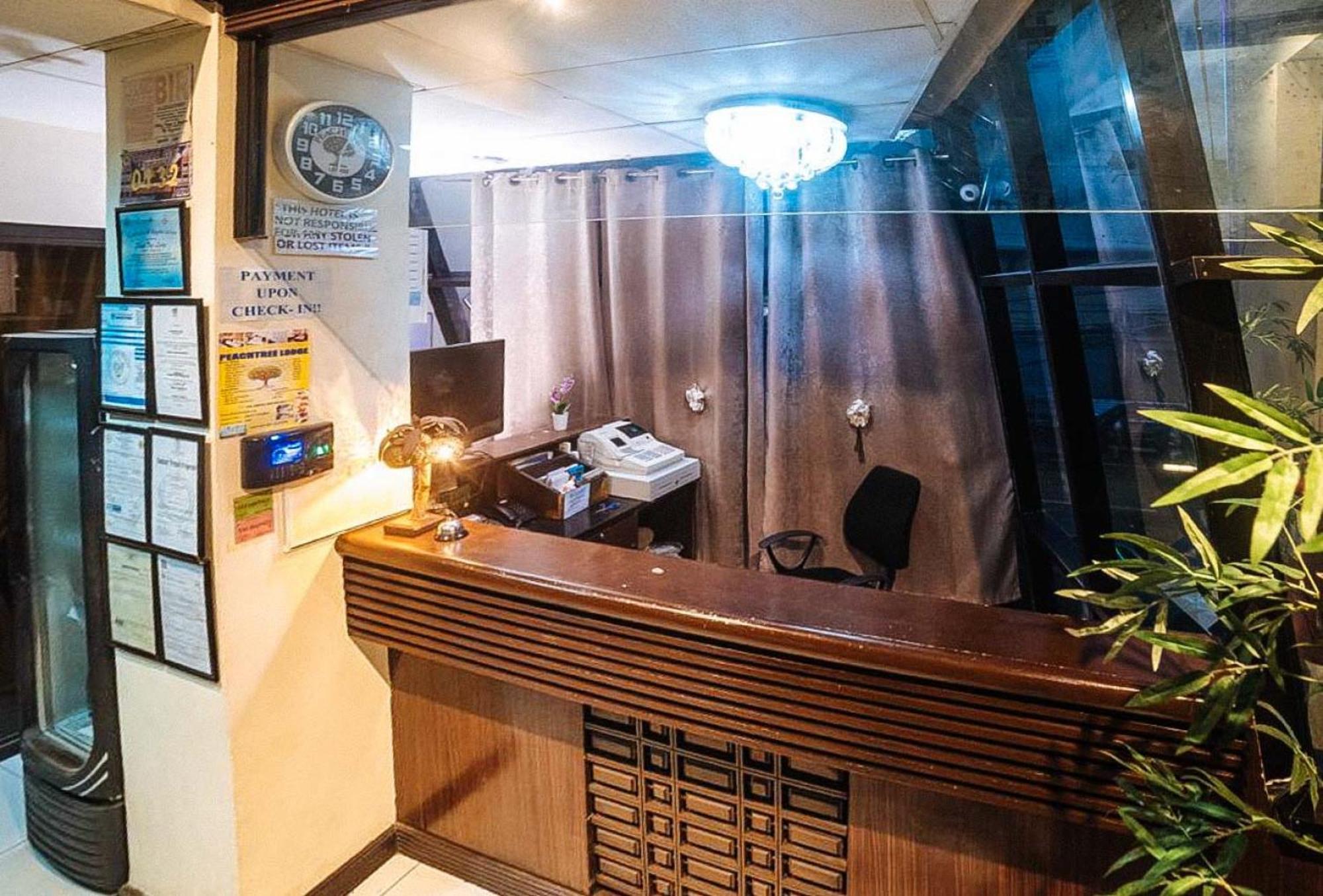 Reddoorz Near Ormoc Port Terminal Hotel Buitenkant foto